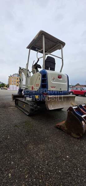 Takeuchi TB216