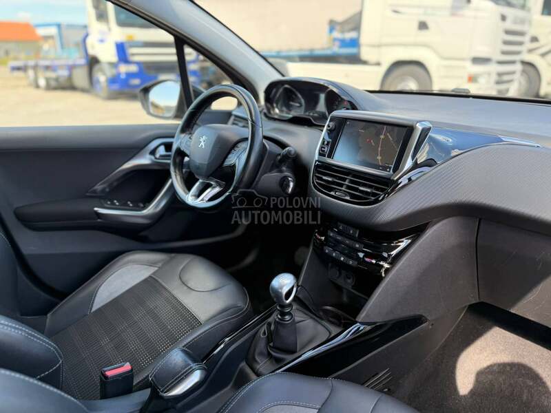 Peugeot 2008 1.2