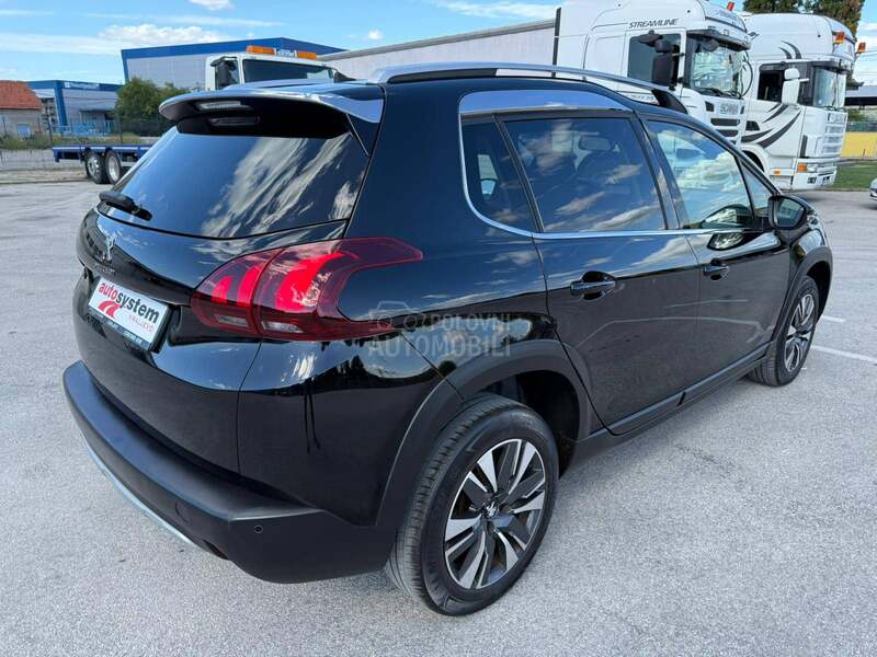 Peugeot 2008 1.2