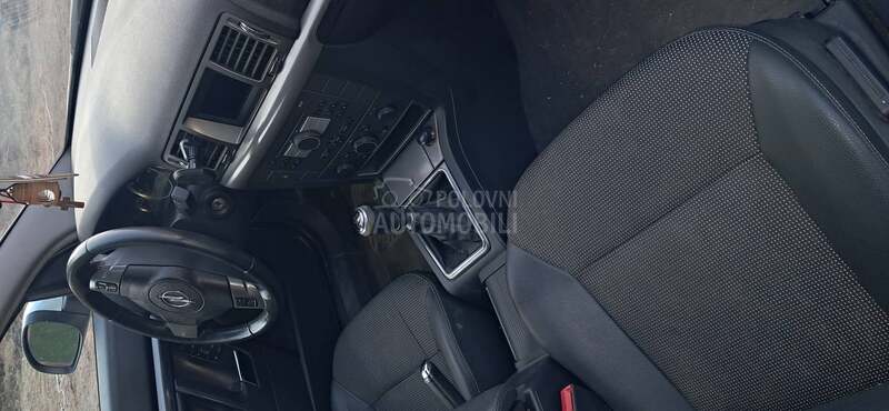 Opel Vectra C 1.9 cdti