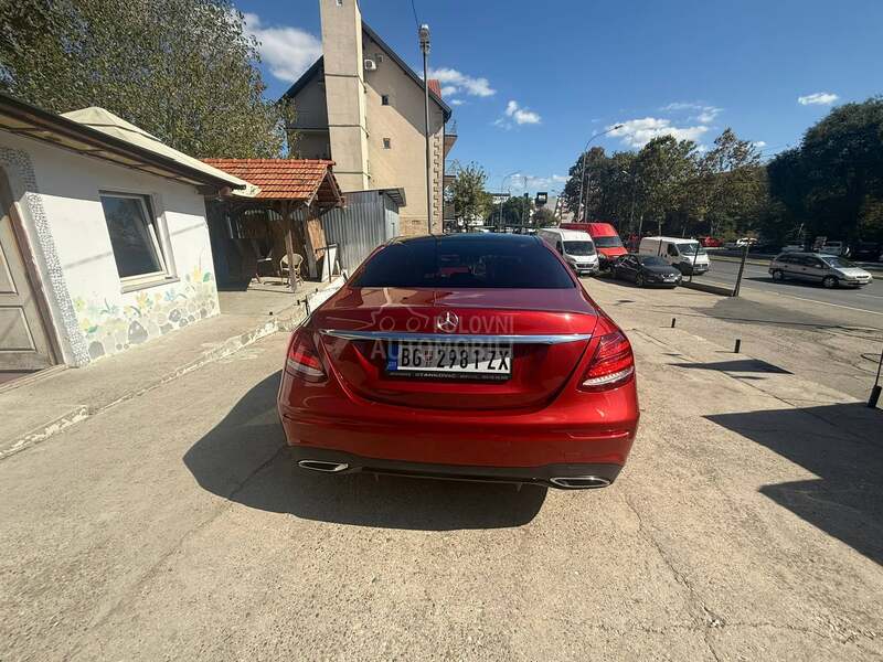 Mercedes Benz E 220 D AMG
