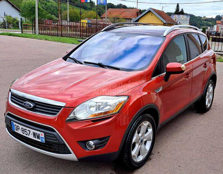 Ford Kuga NAV KOZA PANO FUL