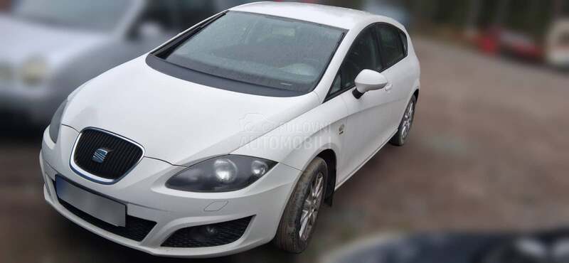 Seat Leon 1.2 2012. god. -  kompletan auto u delovima