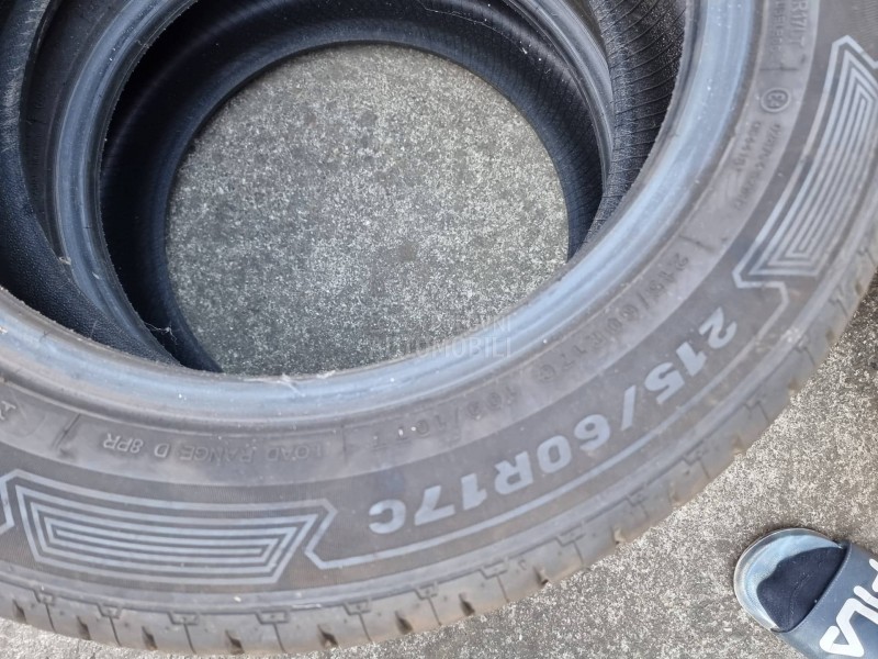 Tracmax 215/60 R17 Letnja