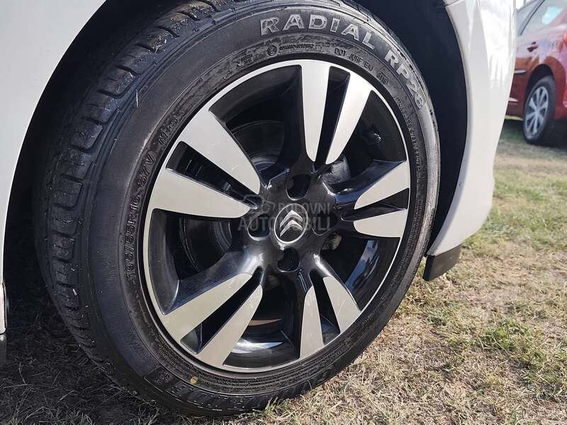Citroen DS3 /154 000/ K M