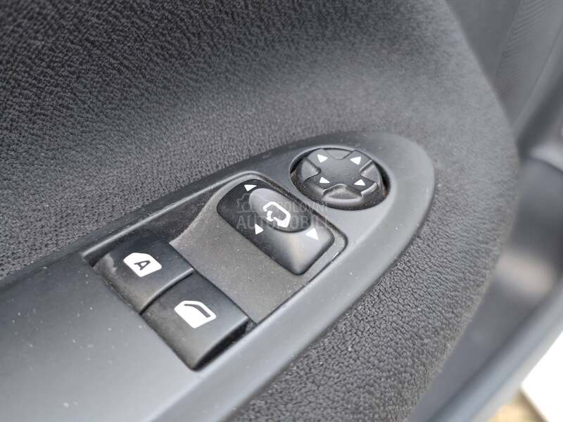 Citroen DS3 /154 000/ K M