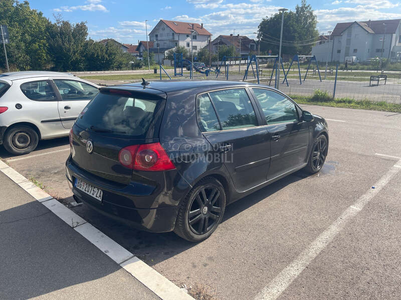Volkswagen Golf 5 DSG-TDI 2.0