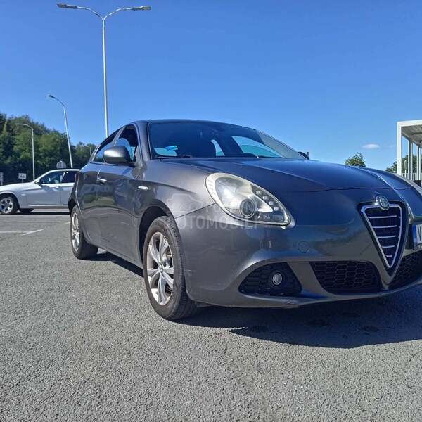 Alfa Romeo Giulietta 