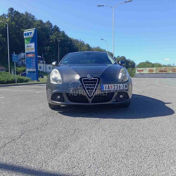 Alfa Romeo Giulietta 