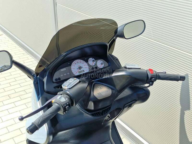 Yamaha T max