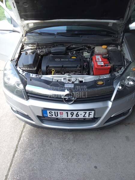 Opel Astra H 