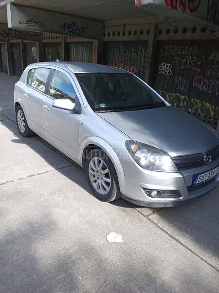 Opel Astra H 