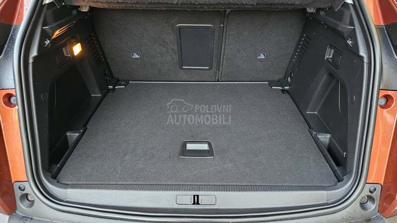 Peugeot 3008 1.5d 131 Allure/Led