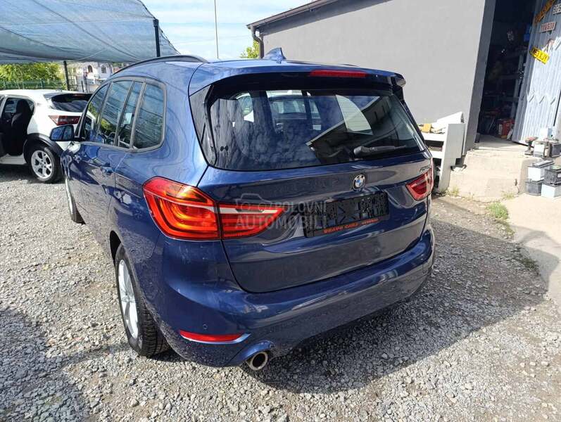 BMW 218 218i 7 sedista