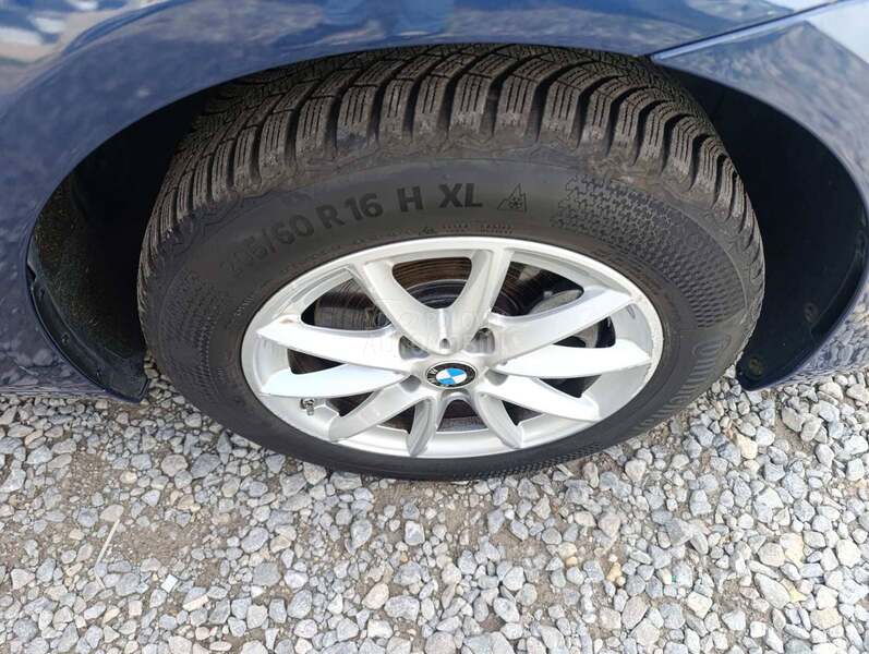 BMW 218 218i 7 sedista