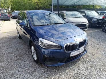 BMW 218 218i 7 sedista