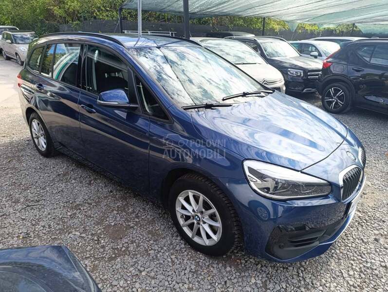 BMW 218 218i 7 sedista