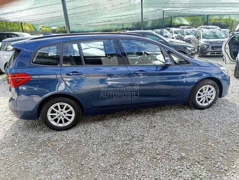BMW 218 218i 7 sedista
