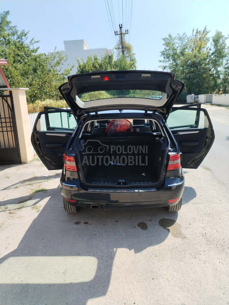 Mercedes Benz B 180 B180