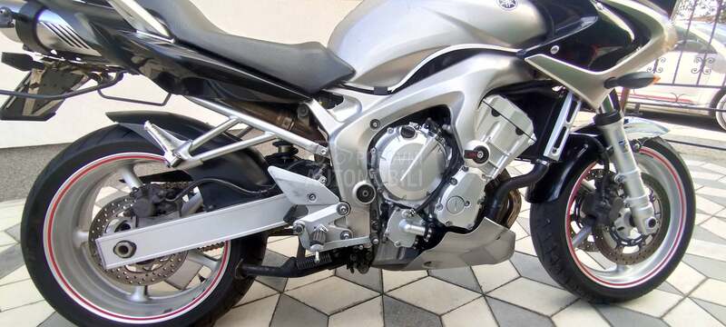 Yamaha FZ6 Fazer
