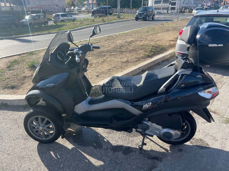 Piaggio MP3 250 cc