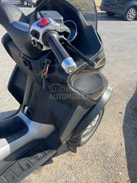 Piaggio MP3 250 cc