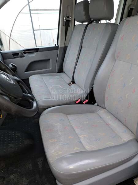 Volkswagen Transporter T5 2.5tdi