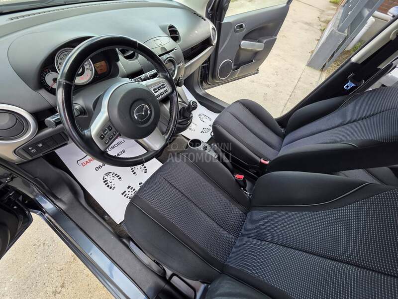 Mazda 2 1.5 B