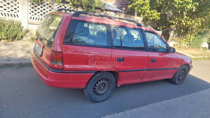 Opel Astra F 