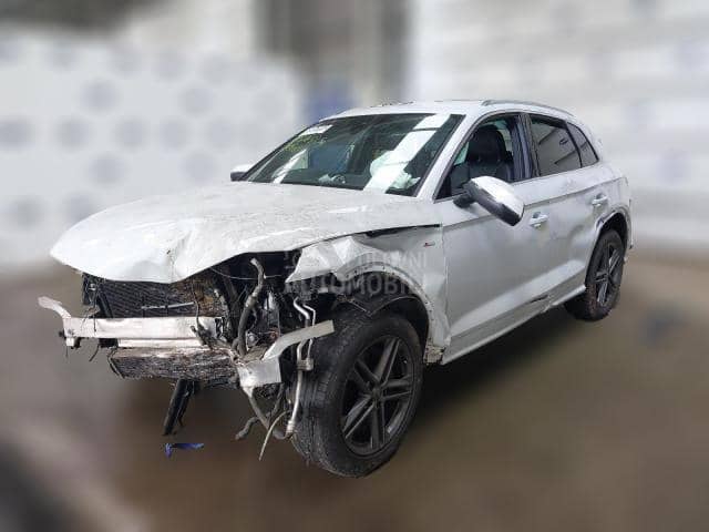 Audi Q5 2.0 DETA 2018. god. -  kompletan auto u delovima