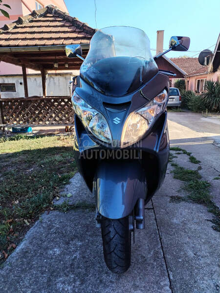 Suzuki burgman