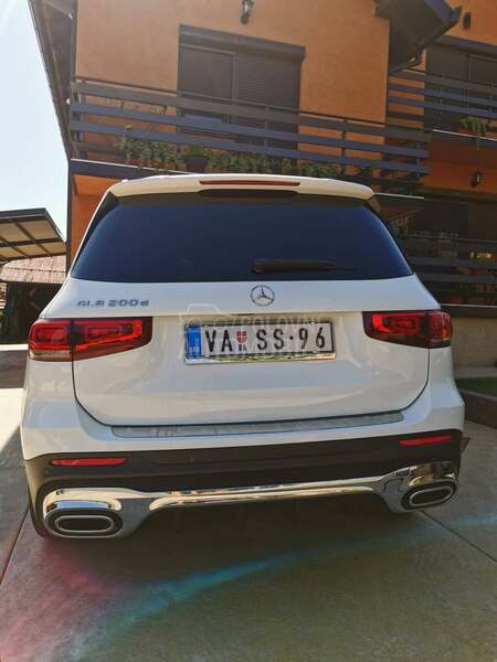Mercedes Benz GLB 200 AMG