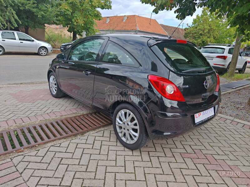 Opel Corsa D 1.2