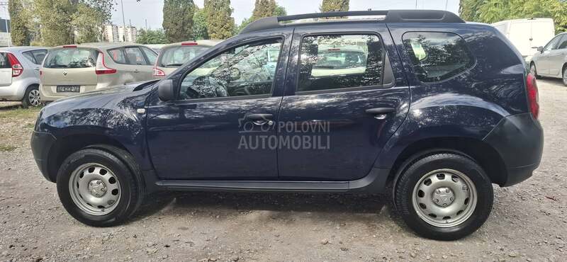 Dacia Duster 1.6 BENC NEMA KLIMU