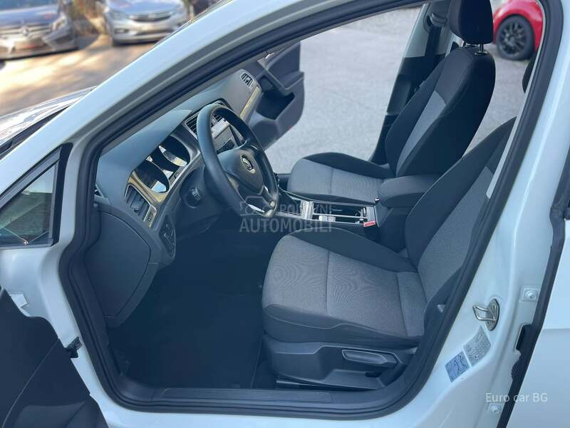 Volkswagen Golf 7 TRENDLINE