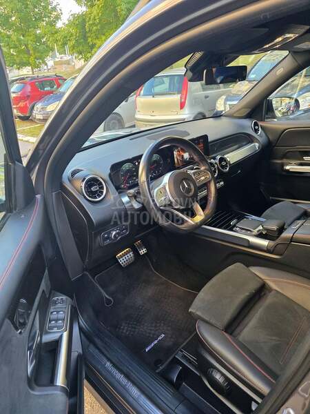 Mercedes Benz GLB 200 AMG 4 MATIC