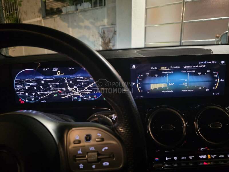 Mercedes Benz GLB 200 AMG 4 MATIC