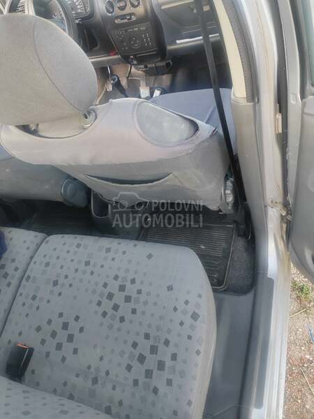 Opel Agila 1,2