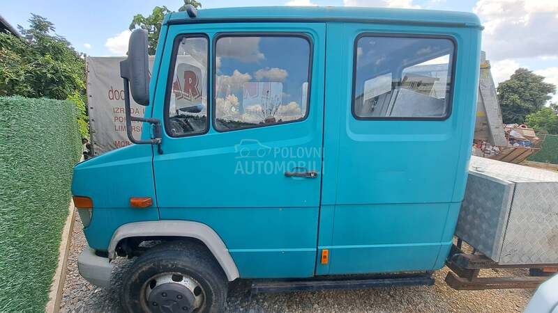 Mercedes Benz Vario 815