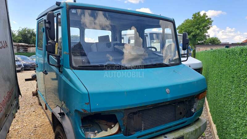 Mercedes Benz Vario 815