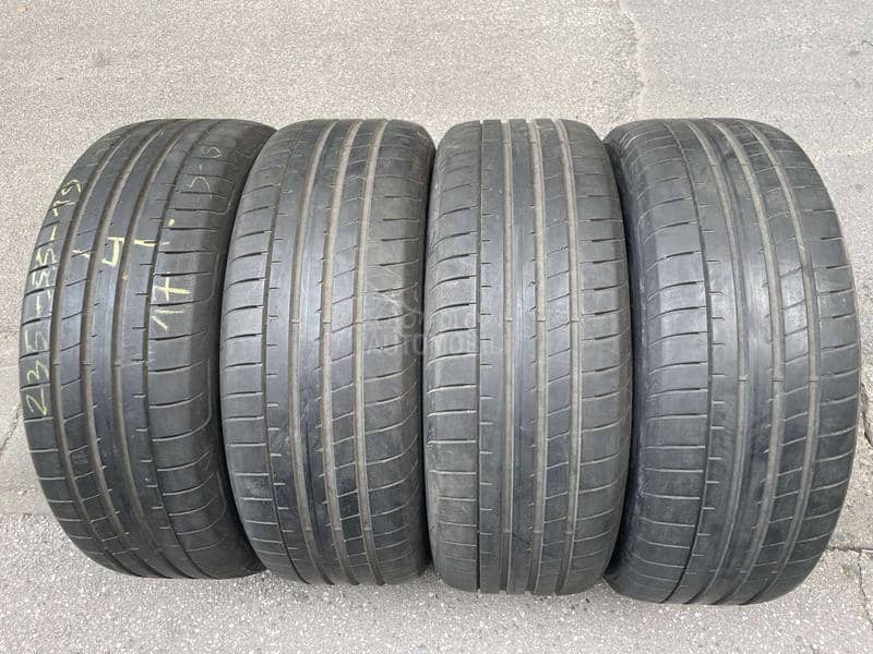 Goodyear 235/55 R19 Letnja