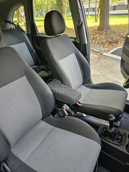 Opel Meriva 1.6  O.P.I.S