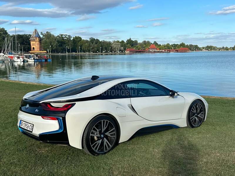 BMW i8 Laser