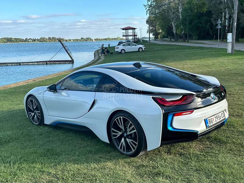 BMW i8 Laser