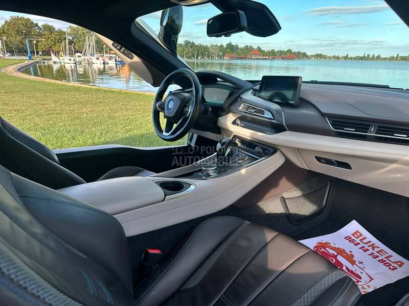 BMW i8 Laser