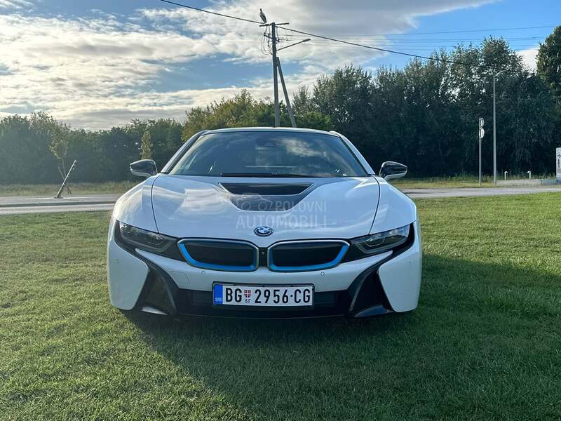 BMW i8 Laser