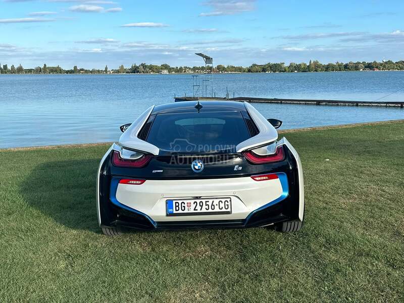 BMW i8 Laser