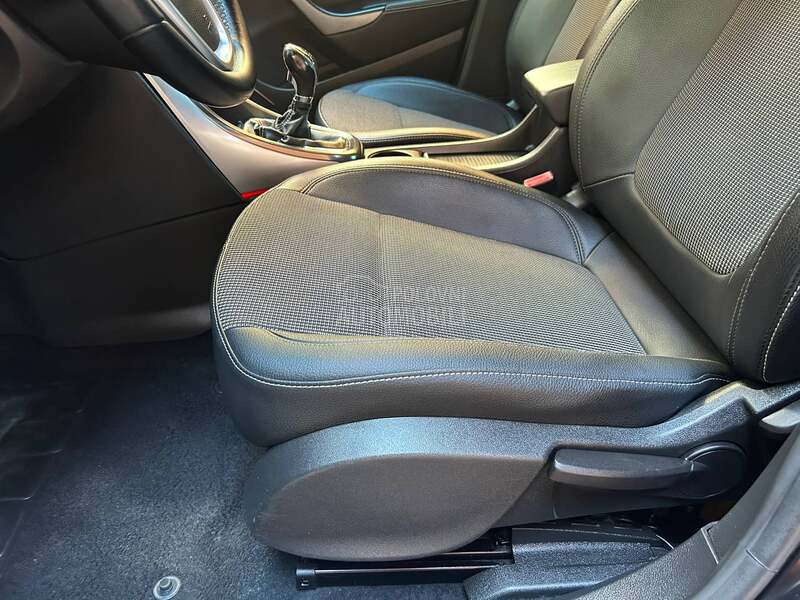 Opel Astra J 1.7 cdti cosmo navy