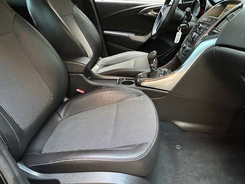 Opel Astra J 1.7 cdti cosmo navy