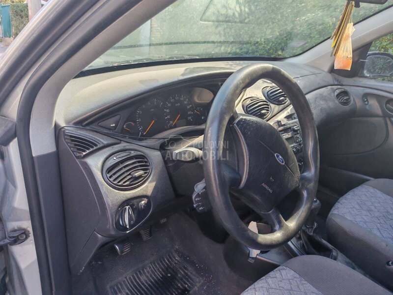 Ford Focus 